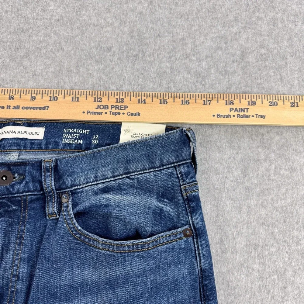Banana Republic Jeans Mens 32x30 Blue Straight Fit Traveler Denim Casual NEW